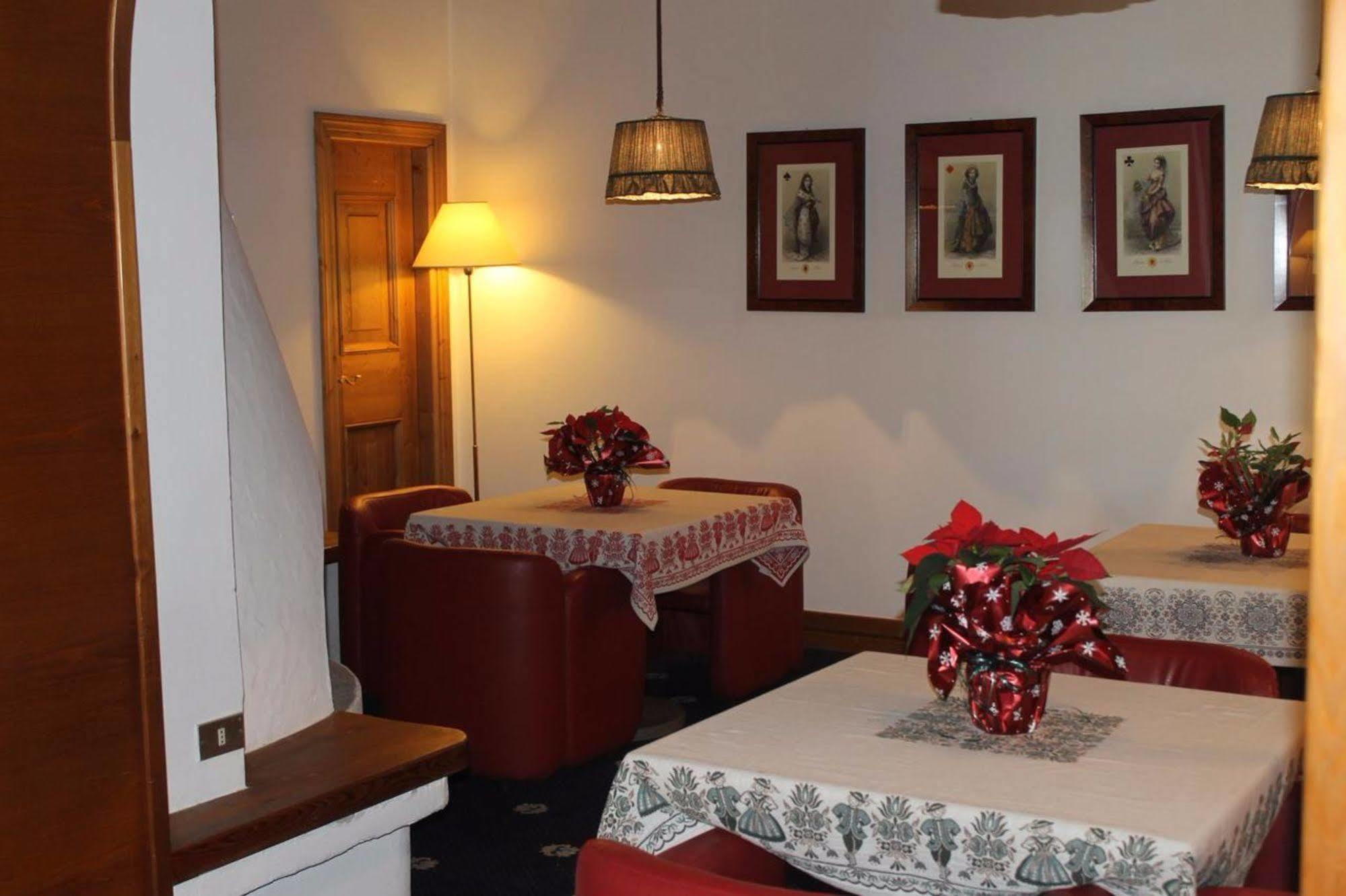 Hotel Majoni Cortina d'Ampezzo Exterior photo